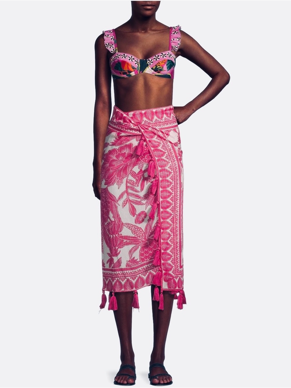 Farm Rio - Tropical Woodcut Tassel Pareo Up - Beach Cover Up - Sarong - XL